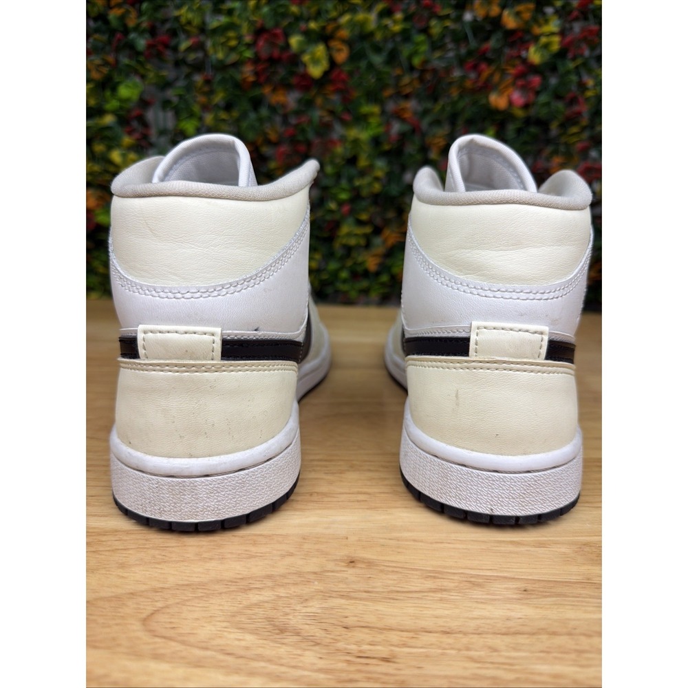 Nike Air Jordan Retro 1 Mid Sneakers Shoes Coconut Milk Womens 6.5 BQ6472-121‎ - Picture 5 of 11